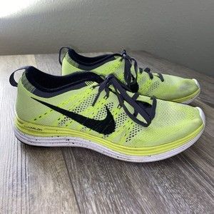 NIKE AIR WOMEN FLYKNIT LUNAR ONE 554888 701 RUNNING SNEAKERS VOLT GREEN SIZE 8.5